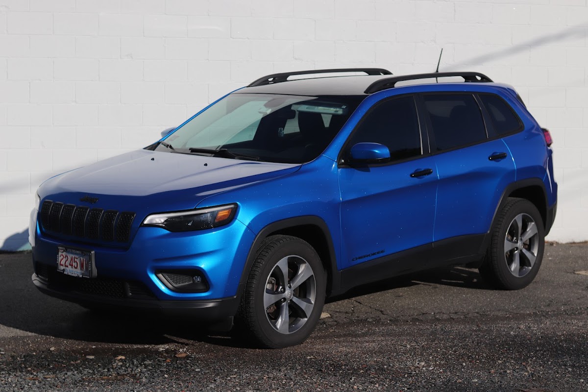 Common Auto Restyling workshop