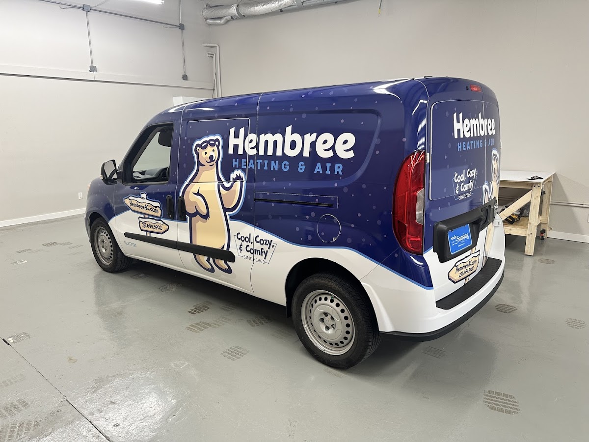 Coastal Signs & Wraps workshop