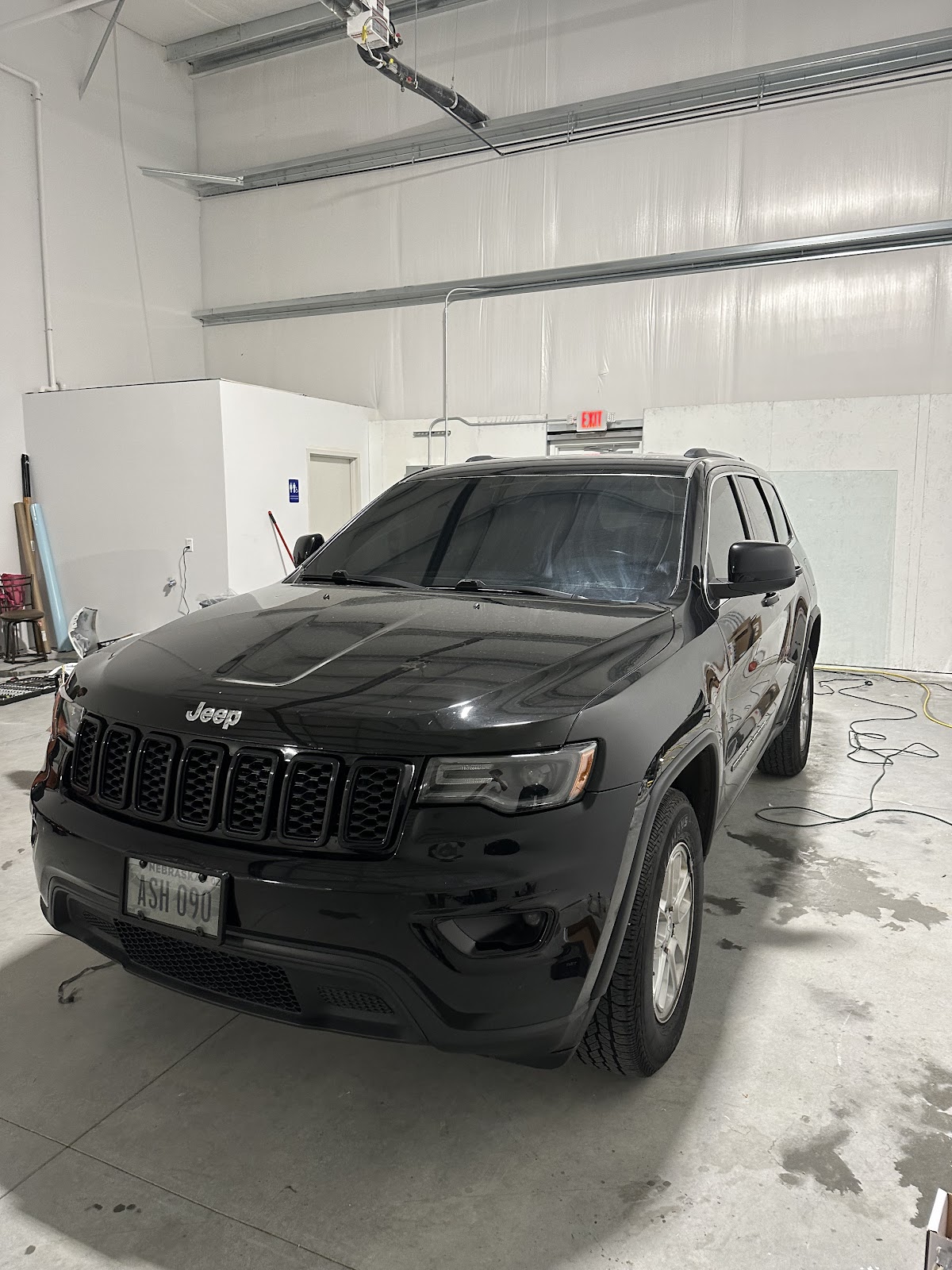 Exclusive Customs - Tints & Wraps workshop