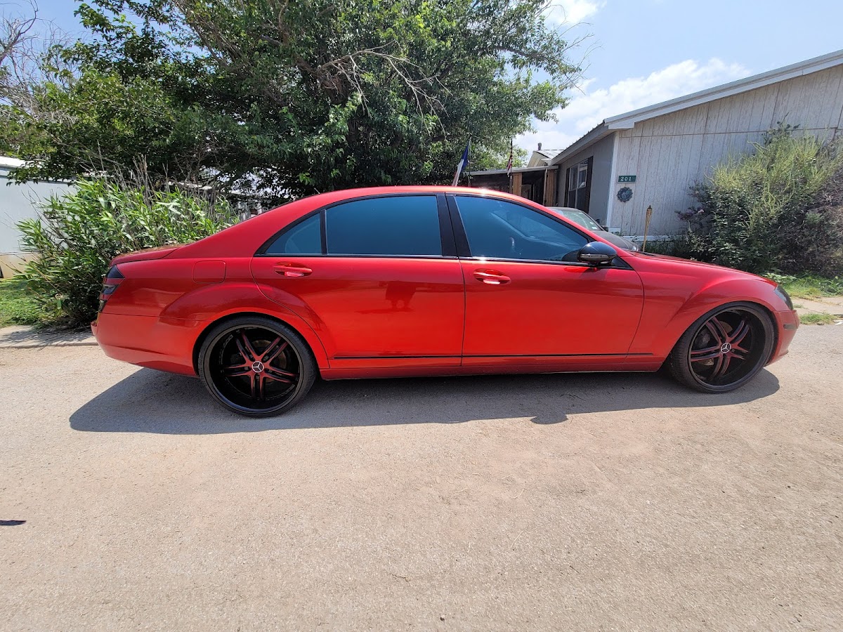 Autografixx LLC workshop