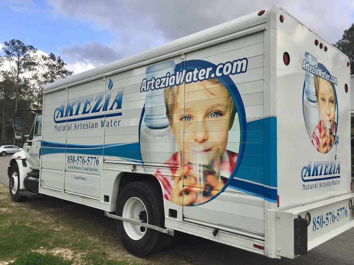 Limelight Signs & Graphics workshop