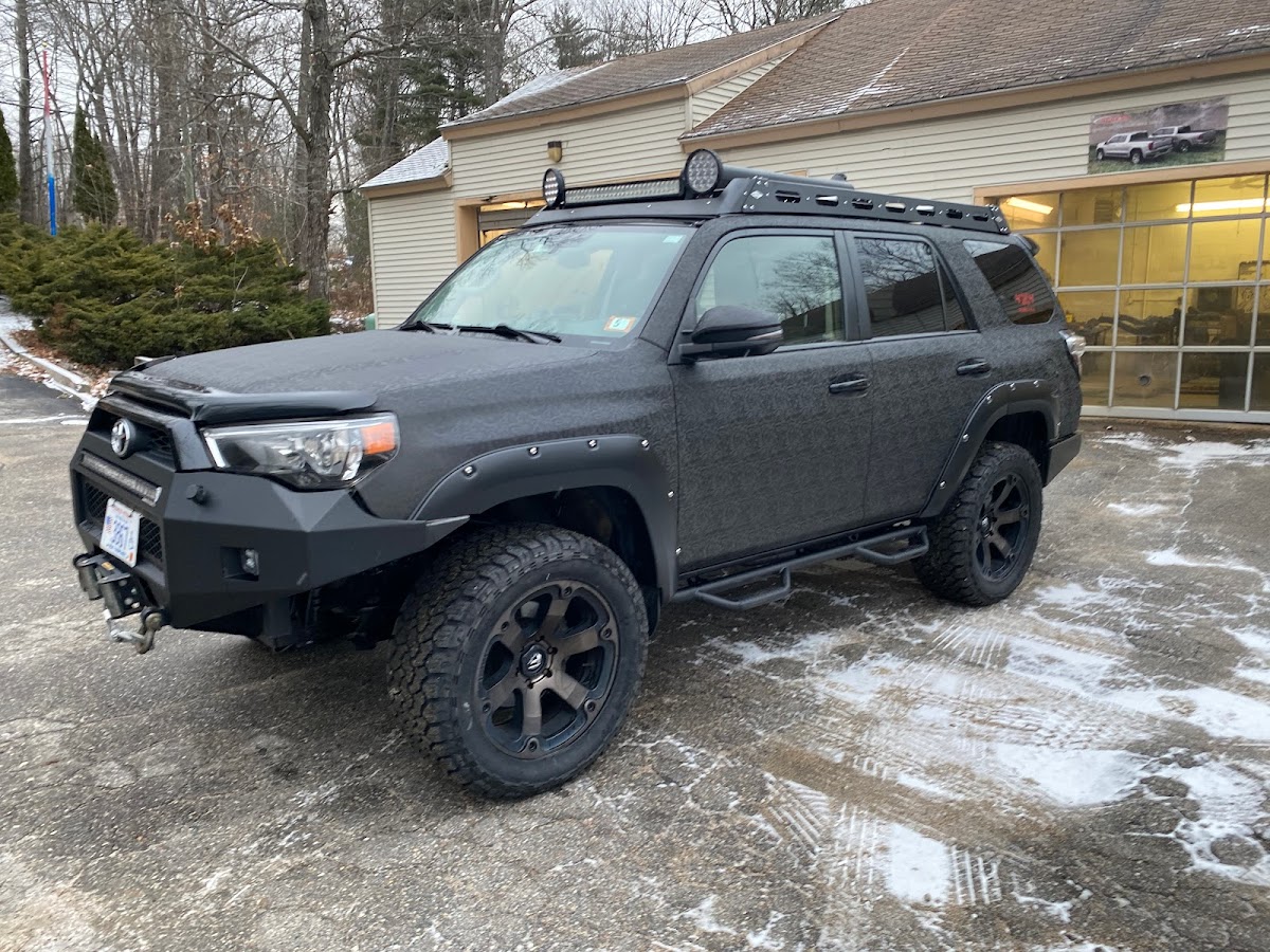 Car Wraps and Graphics Md workshop