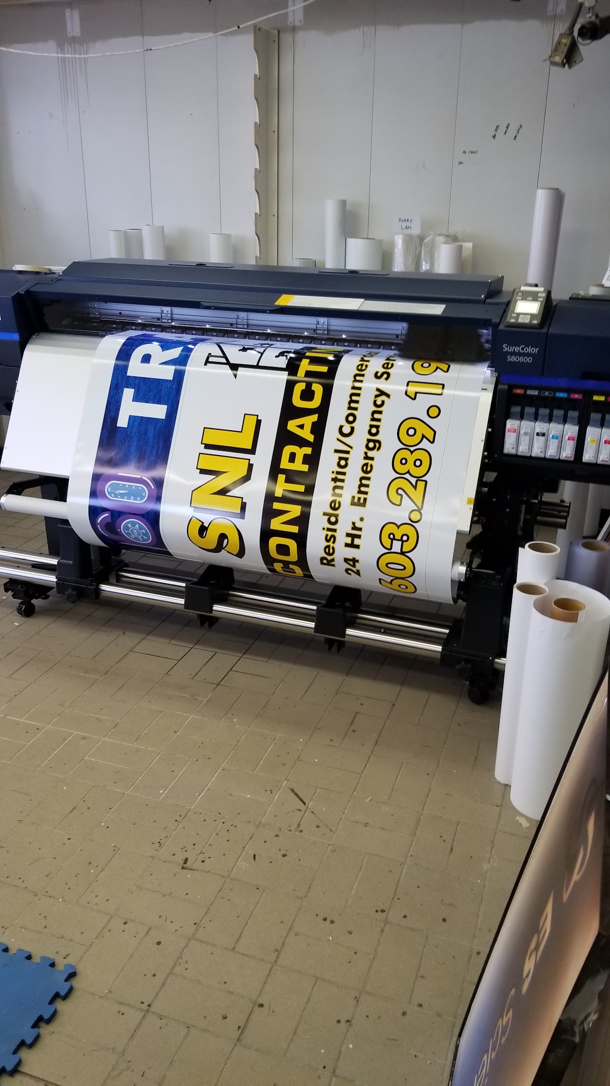 Turnone Signs & Graphics workshop