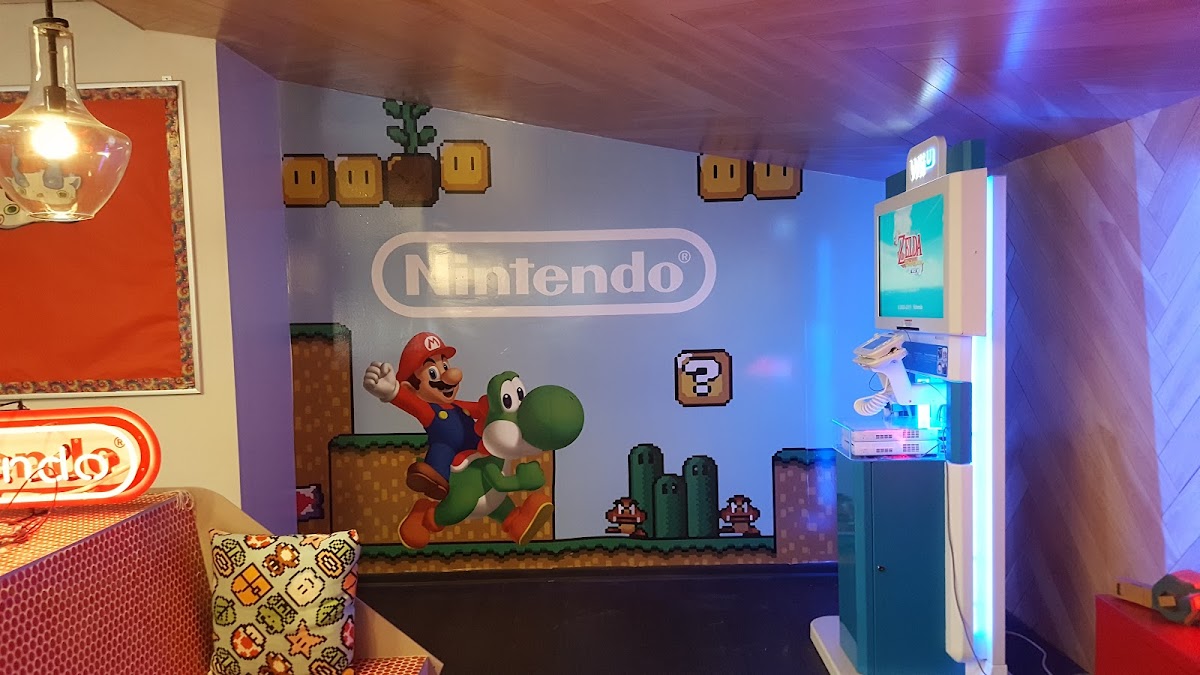 Signs by Tomorrow Aurora workshop