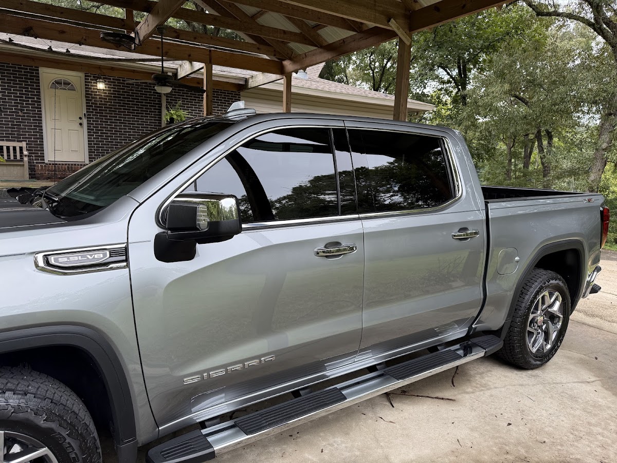 Stewart’s Window Tinting Automotive Home and Office workshop