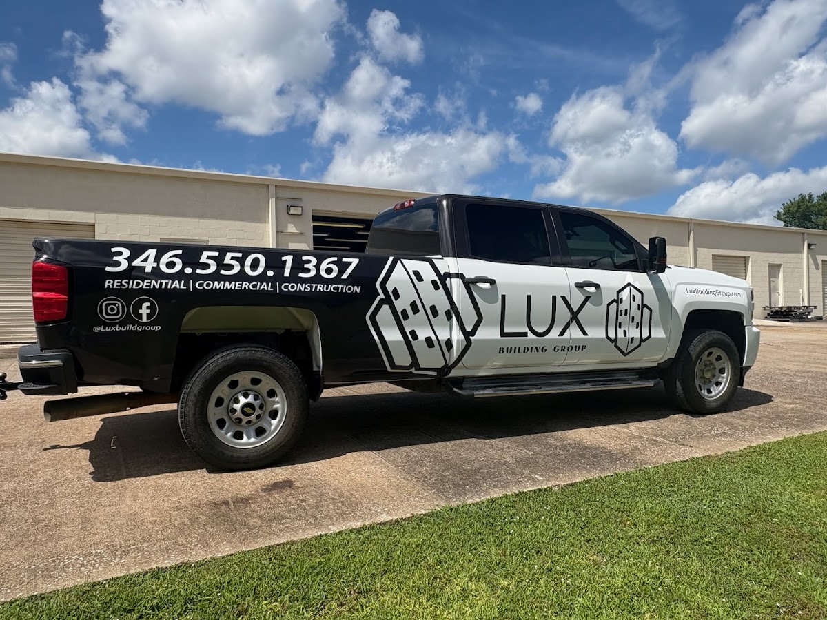 Elite Grafix LLC workshop