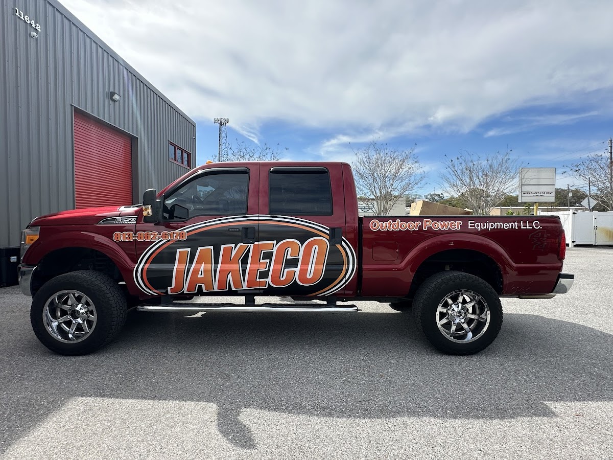 Sticker Dude Florida Corporation workshop