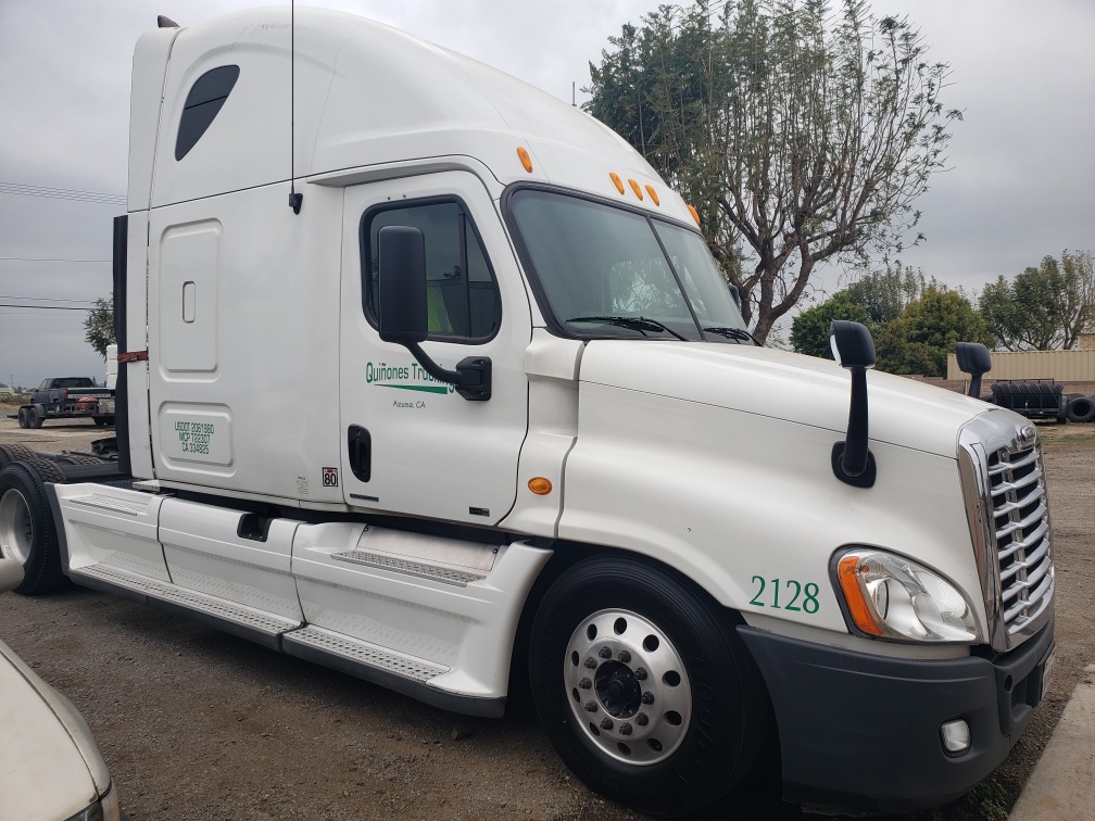 Ez Signs - Custom Sign Solutions workshop