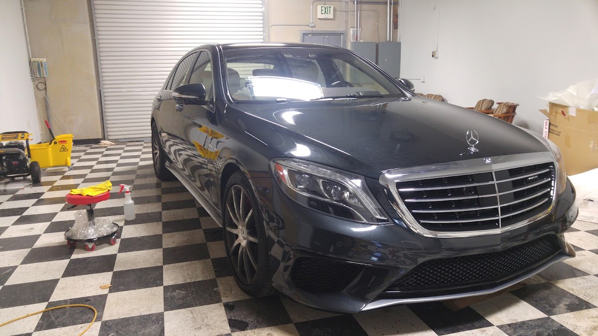 Custom Auto Wraps, LLC workshop