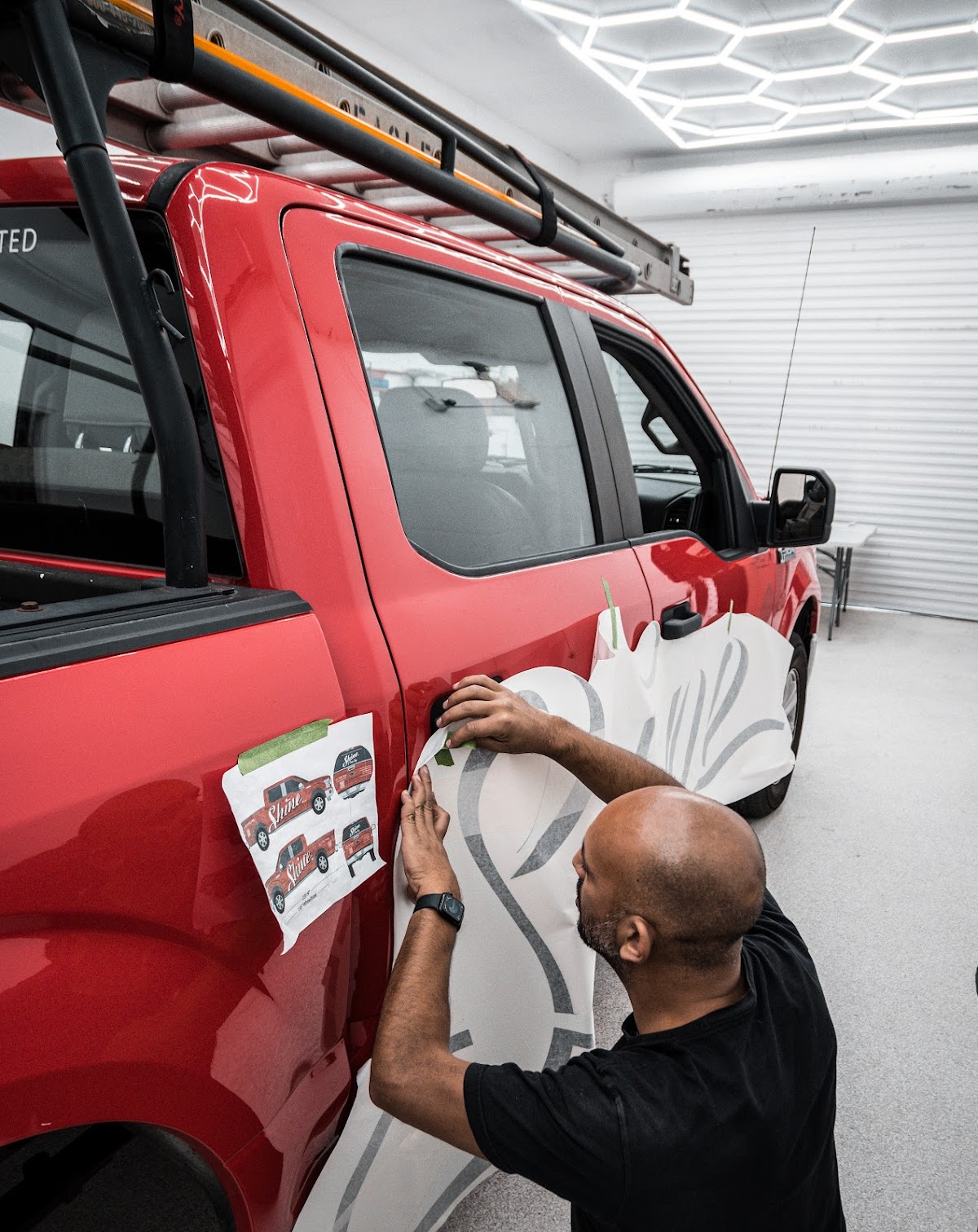 Vinylsquad Graphics LLC workshop