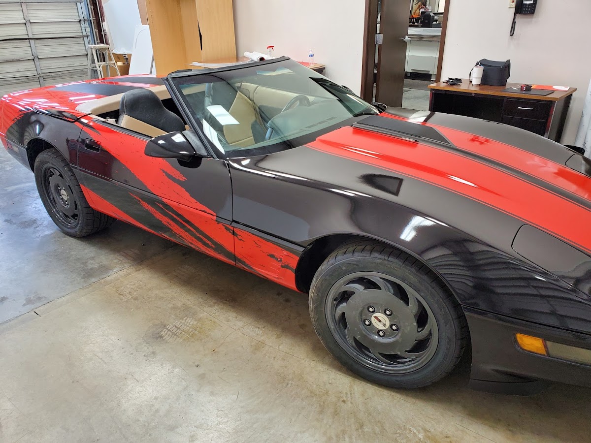 Inview Graphics and Signs workshop