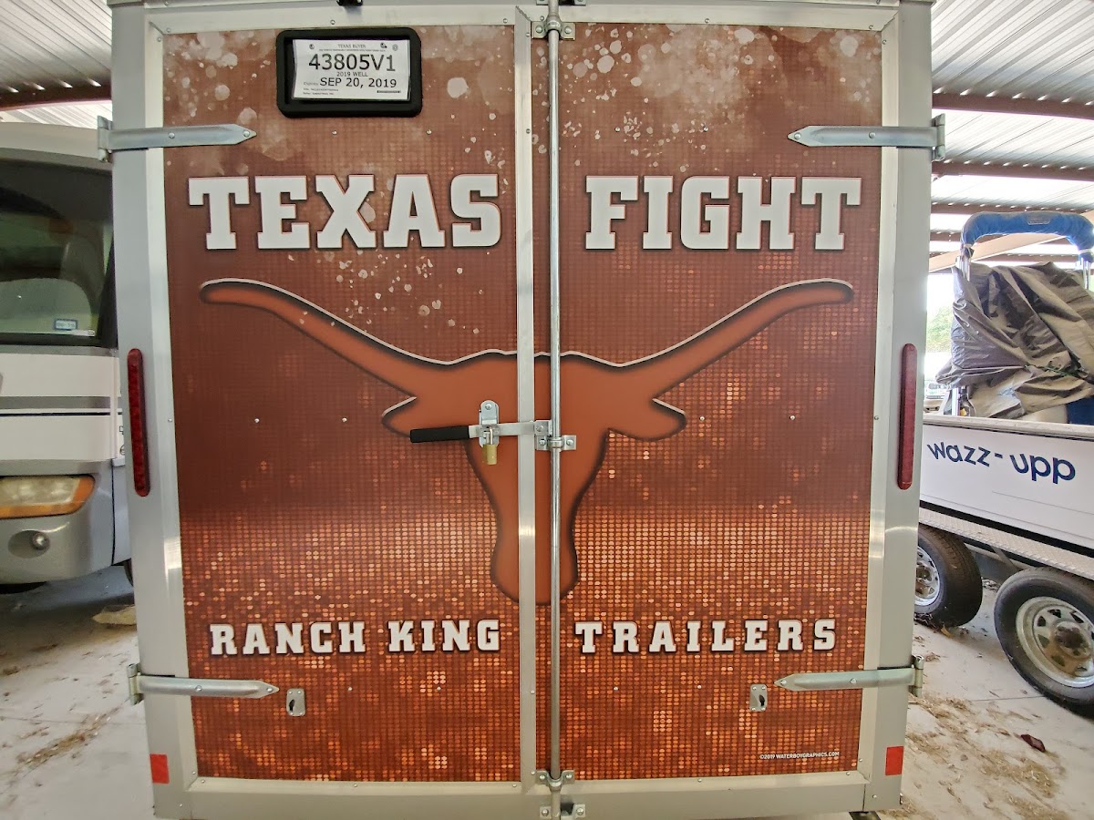 Vehicle Wraps, Signs, Banners | Globe and Anchor Ind. workshop