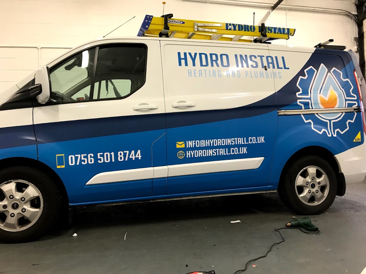 Work by Wrapping Cars