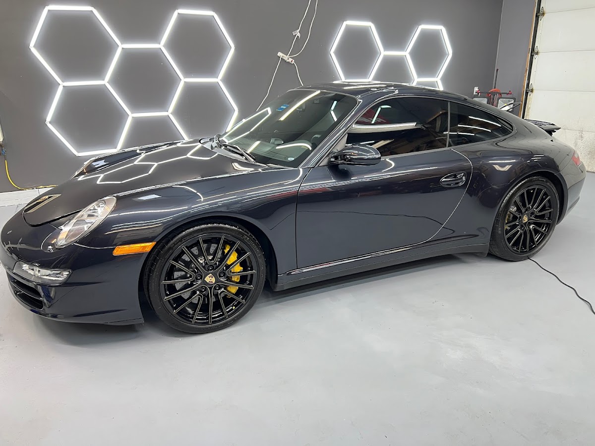 Mike & Sons Detail workshop