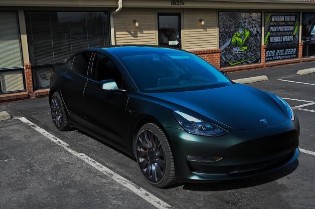 Inked Wraps and Signs workshop