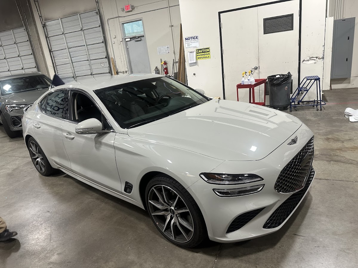 Wyo Auto Wrapz workshop