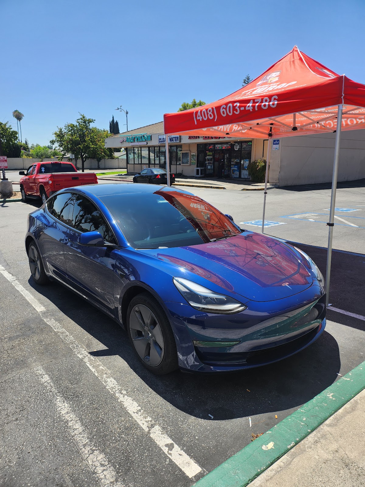 Premium Tint & Wrap workshop