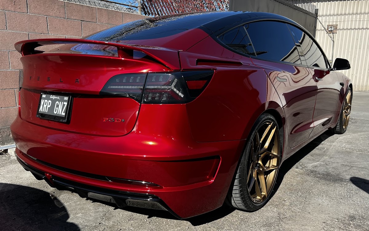 Westcoast Vinyls Custom Car Wrap workshop