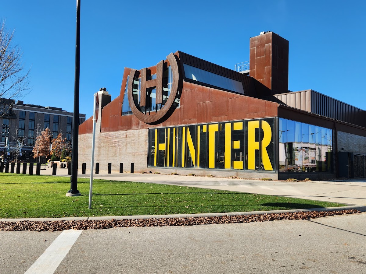 Reinhold Sign Service, Inc. workshop