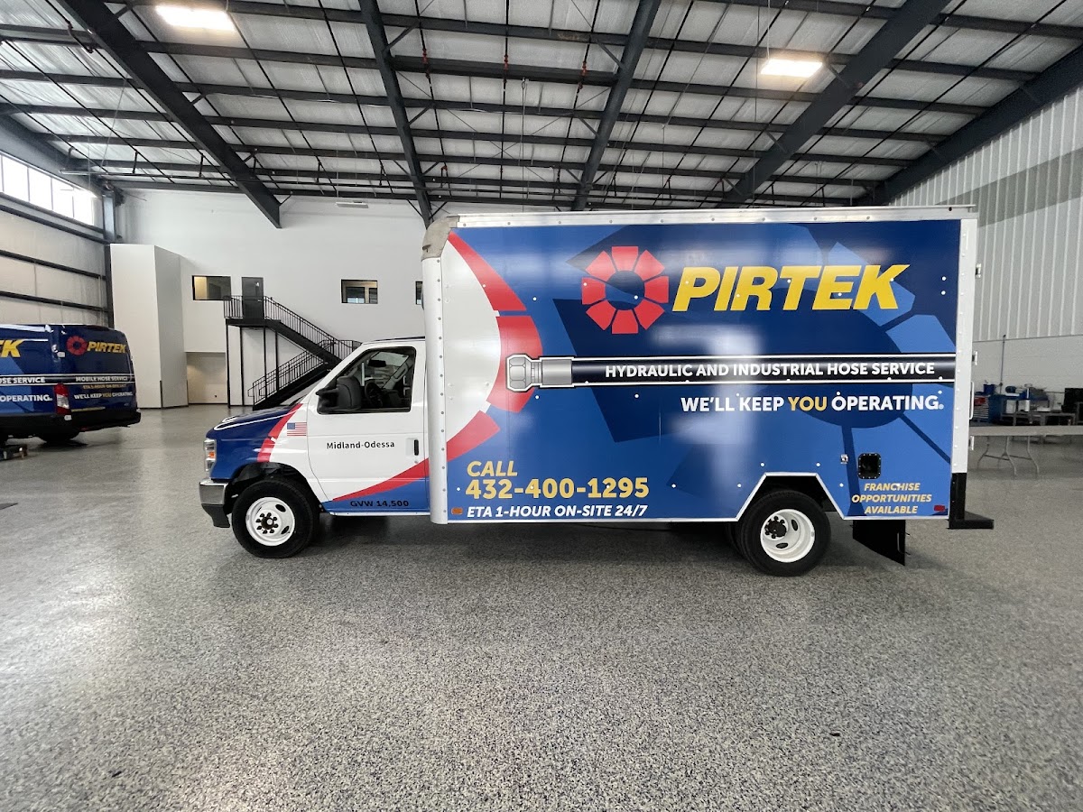 Florida Vehicle Wraps workshop