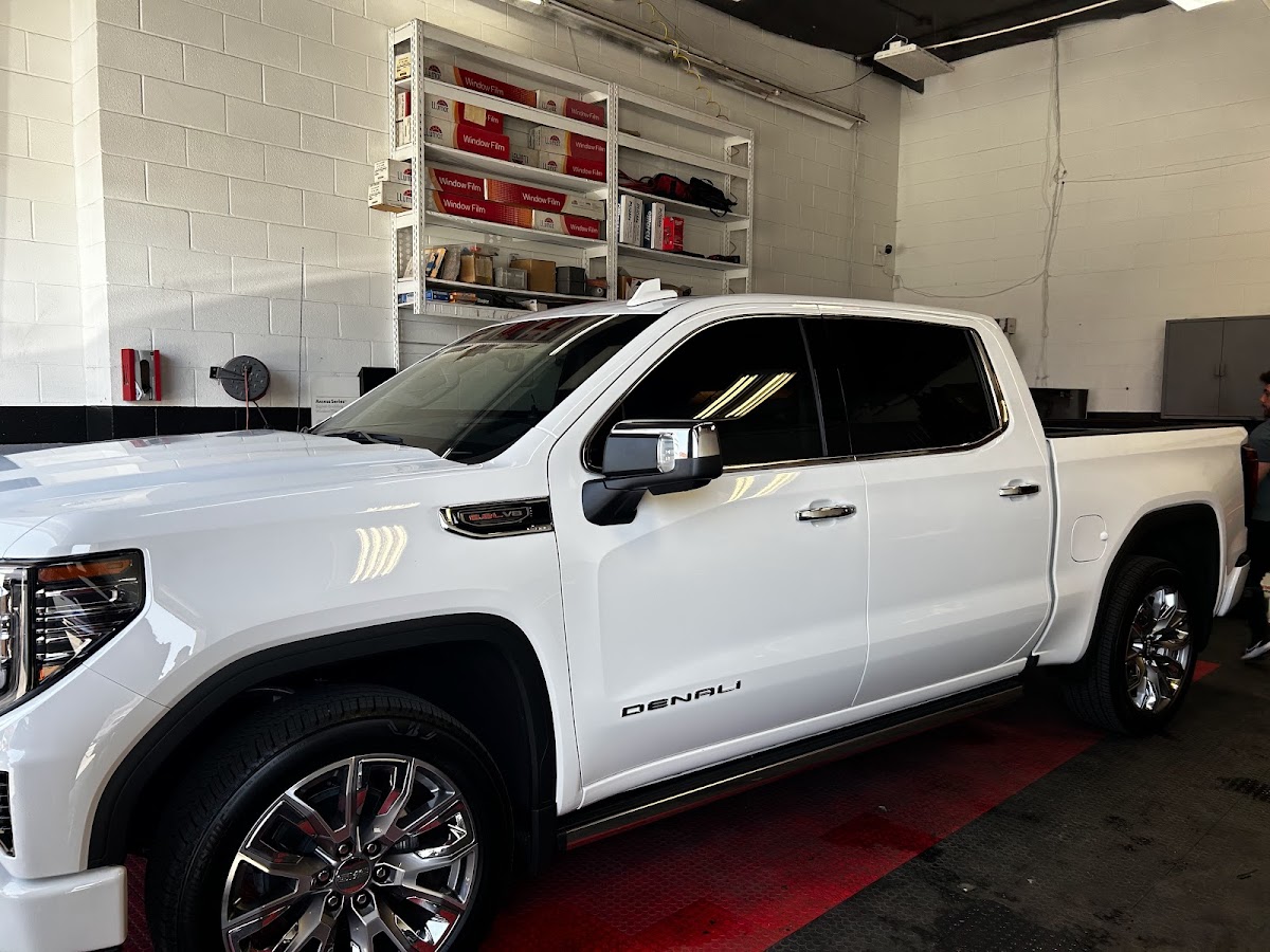 Clear Choice Tint Wrap PPF workshop