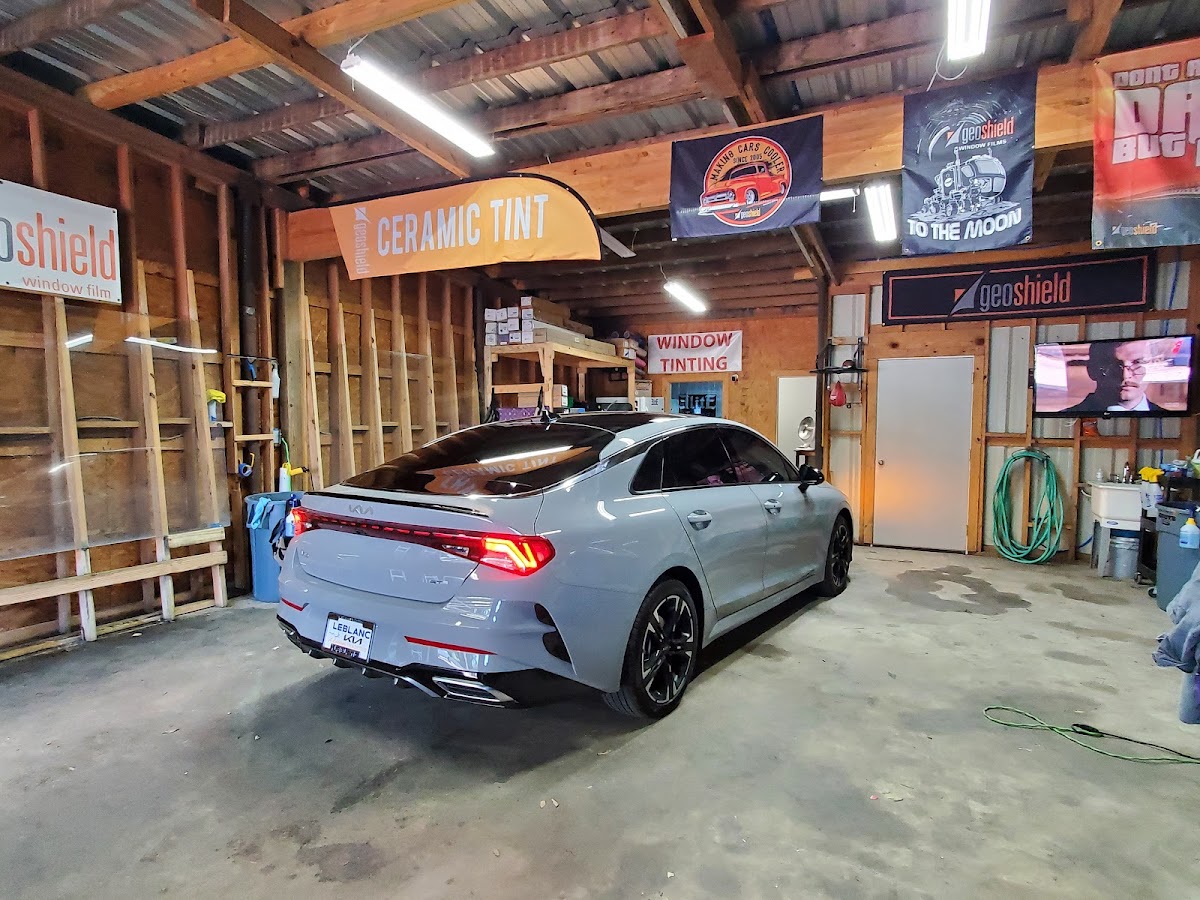 Elite Window Tinting workshop