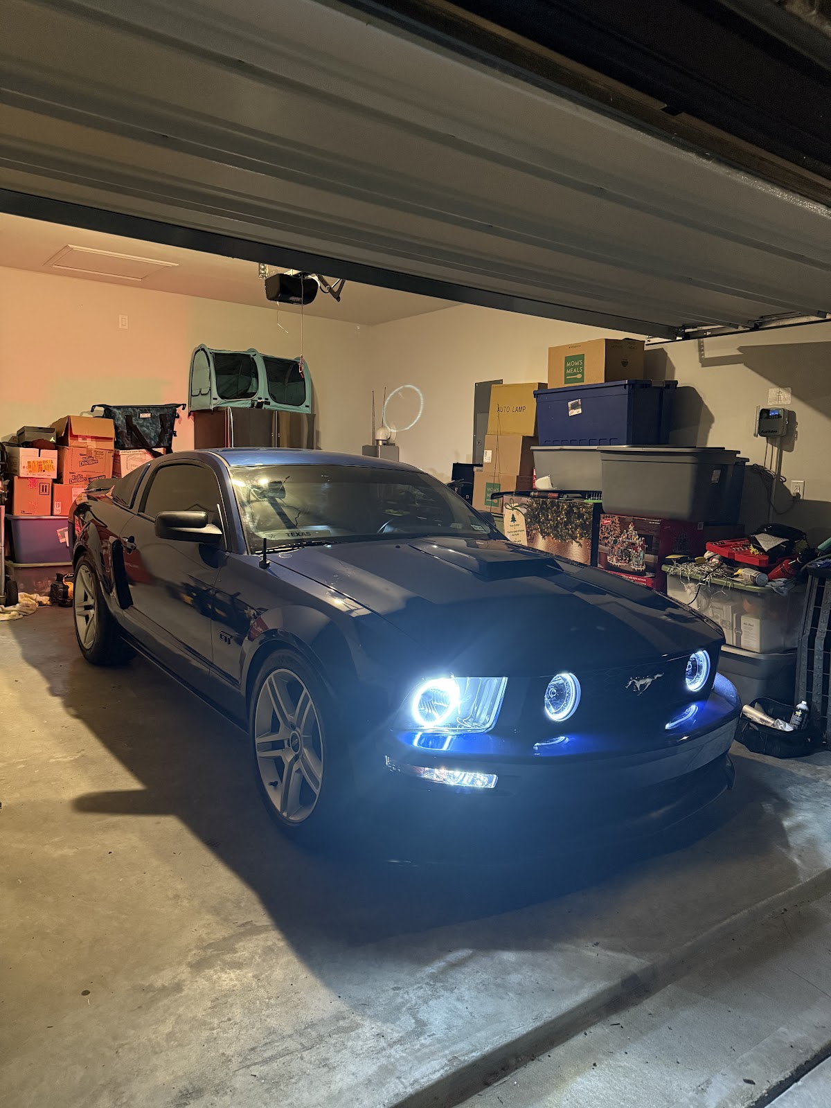 Davidson Auto Wraps workshop