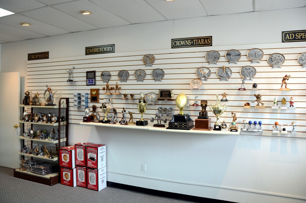 Signature Signs & Ad Specialties workshop