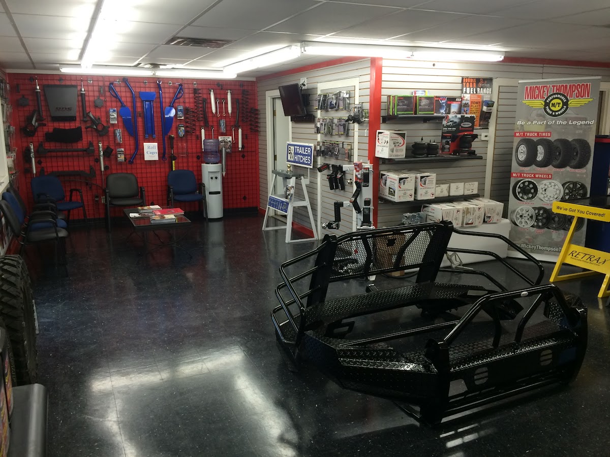 Dynamic Customs & Off-road Shop workshop