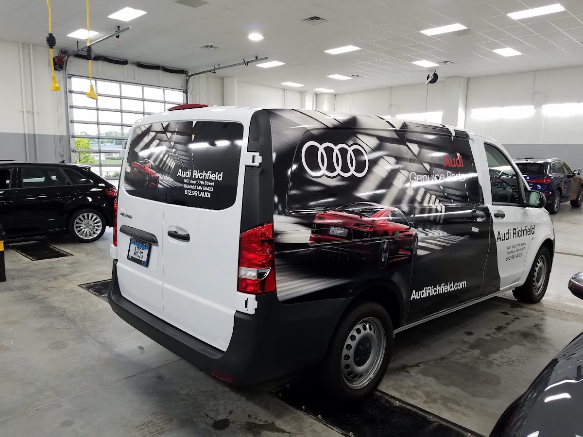 Fastsigns of St. Paul, Mn - Downtown workshop