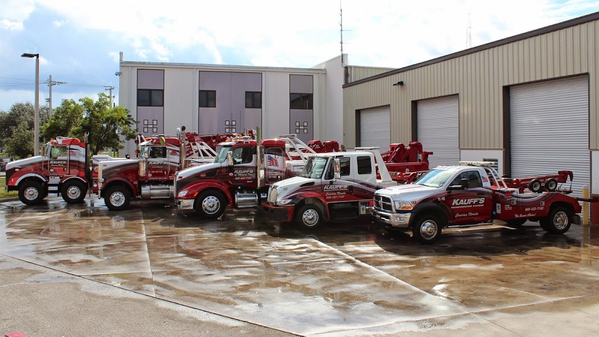 Kauff's Signs, Wraps, & Tint workshop