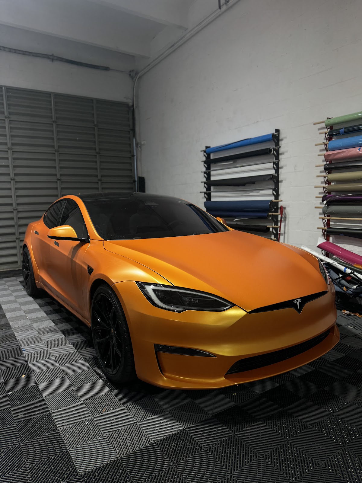 305 Auto Customs | Car Wraps, Ppf, Window Tint, Paint Protection Film workshop