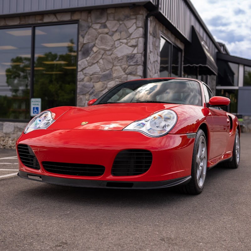 Blackout Tinting North Pittsburgh | Vehicle Wrap