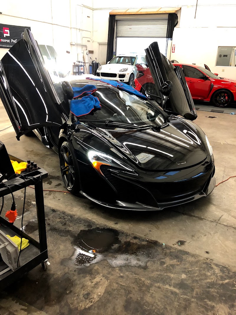 Vehicle wrap by Vvp Tint