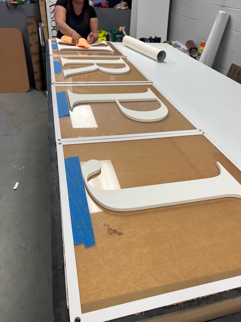 Vehicle wrap by Lion Signs