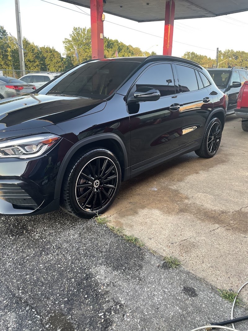 Vehicle wrap by Prestige Window Tint and Wraps