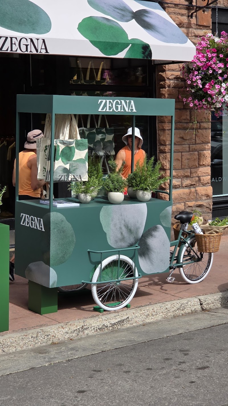 Vehicle wrap by 5280 Vinyl