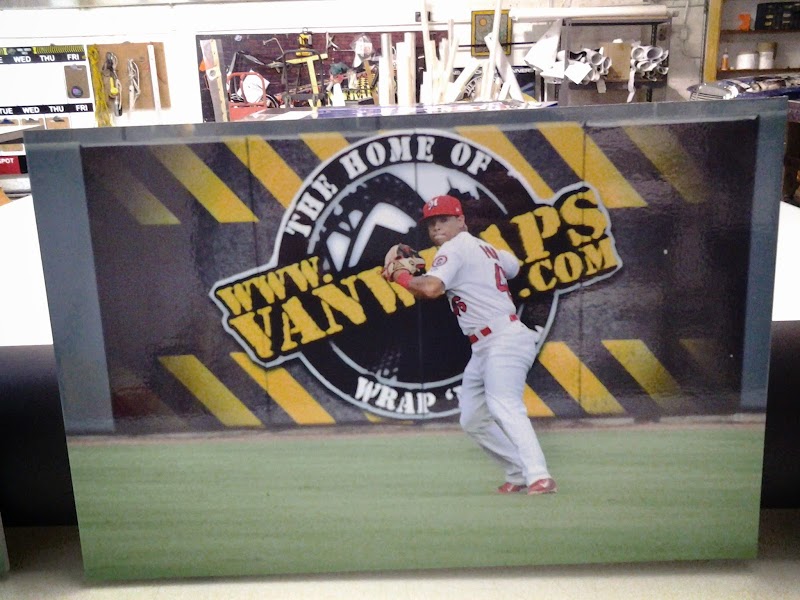 Vehicle wrap by Signdelivery Inc - Vanwraps