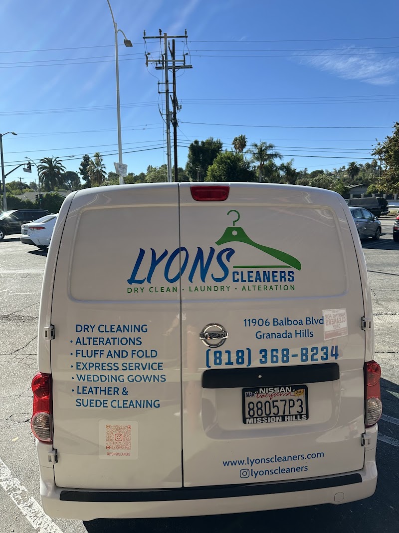 Vehicle wrap by Wewrap