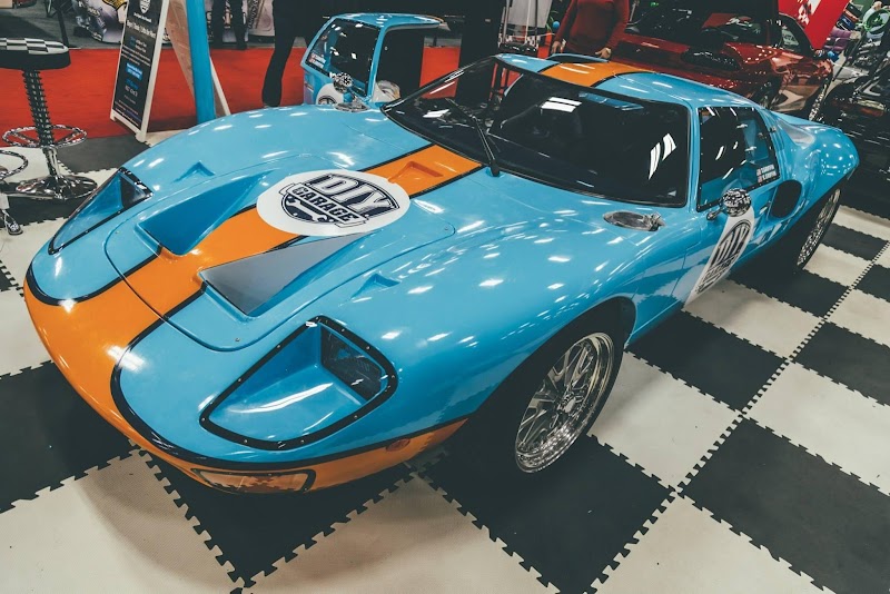 Vehicle wrap by B-wrapped