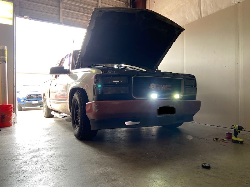 Vehicle wrap by Ikonic Wraps & Graphics