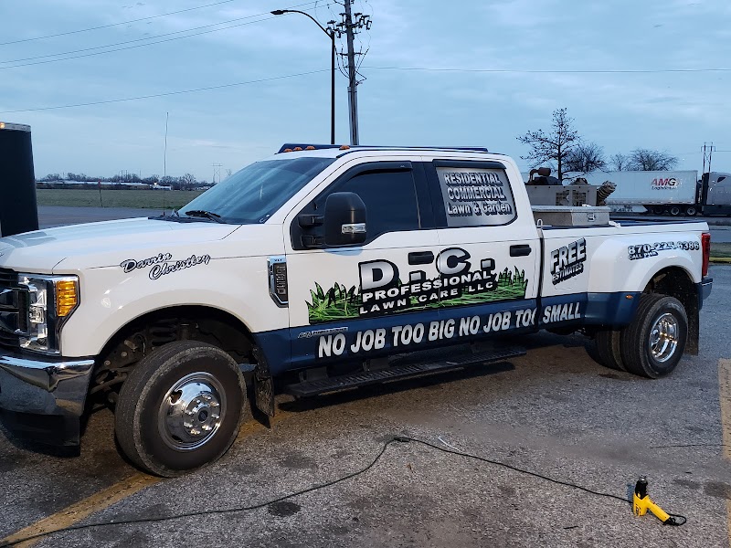 Vehicle wrap by USA Graphics