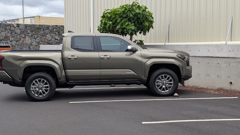 Vehicle wrap by Kaloko Tinting